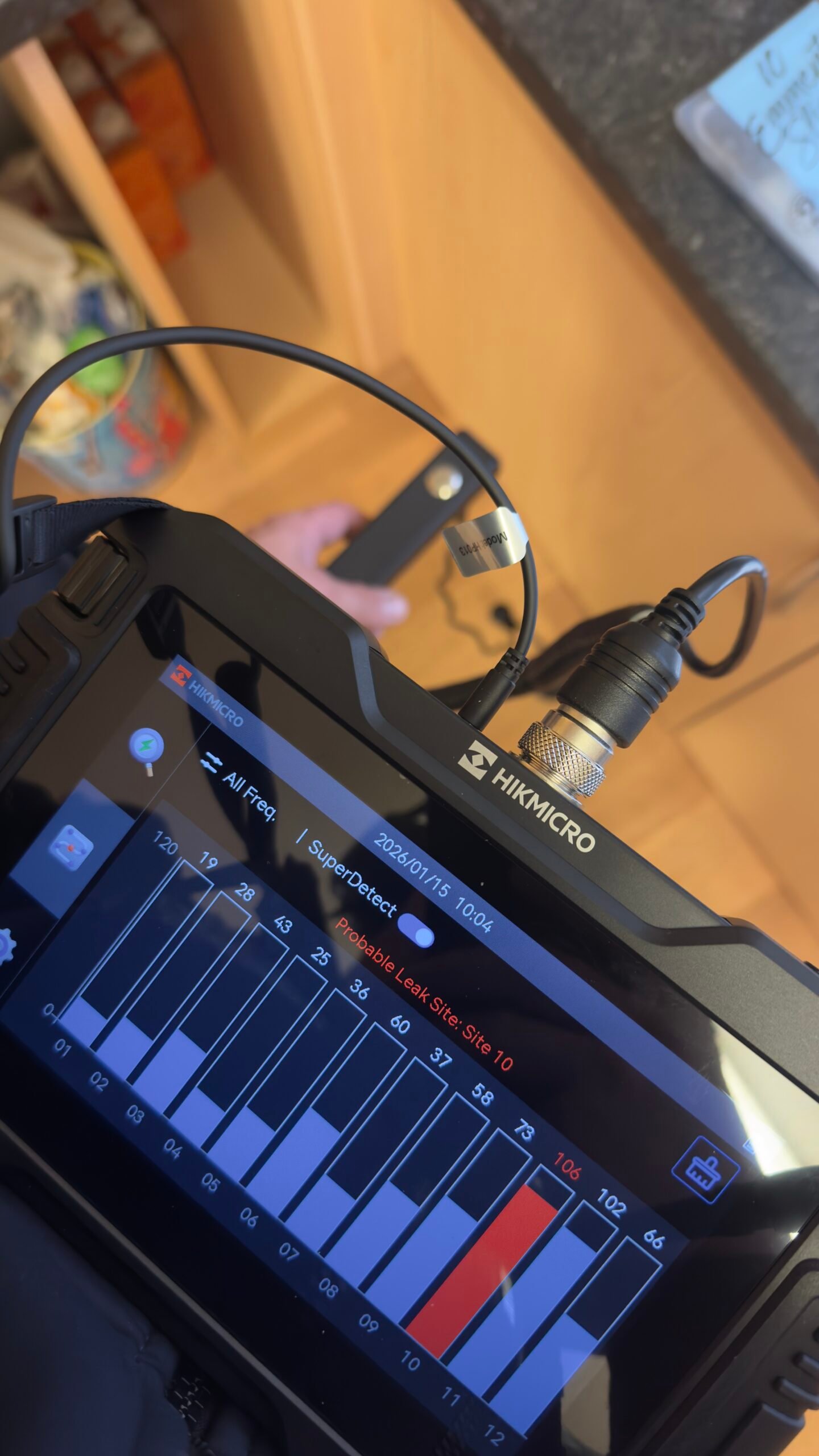 HIKMICRO acoustic leak detection equipment — Probable Leak Site reading on site
